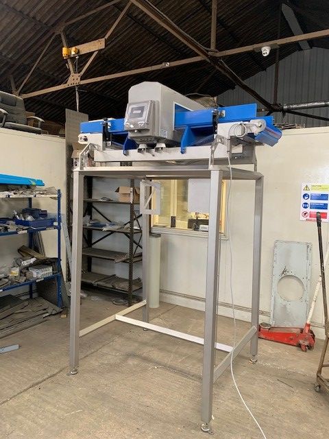 Metal Detector Conveyors & Elevators
